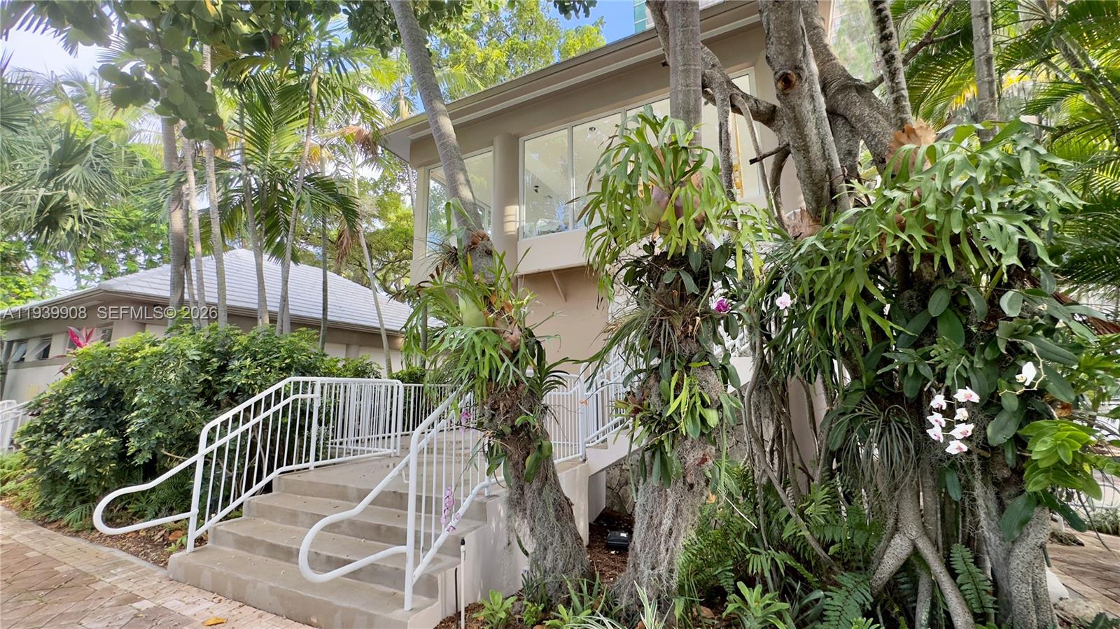 770 NE 69th St #6F Miami, FL 33138