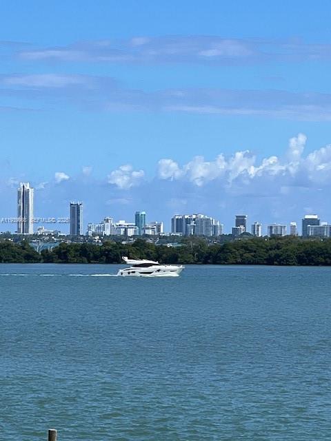 770 NE 69th St #6F Miami, FL 33138