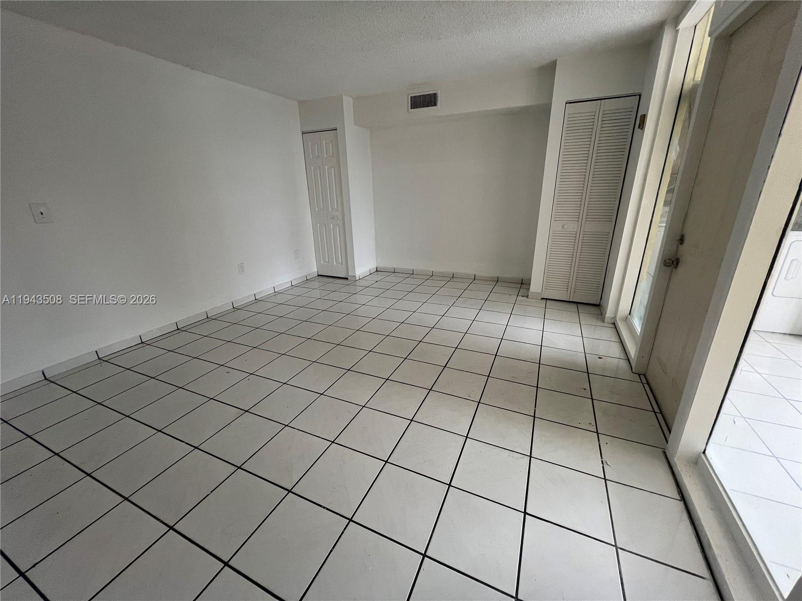1104 W 44th St #87 Hialeah, FL 33012