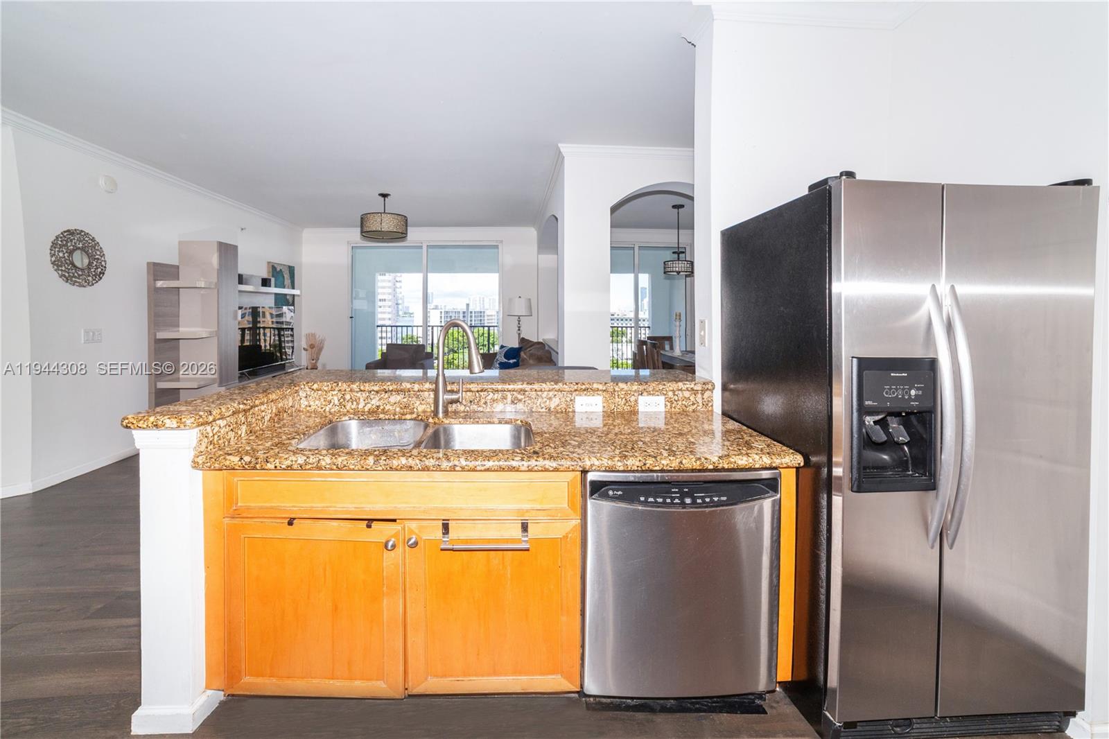 image Porto Bellagio Condo16