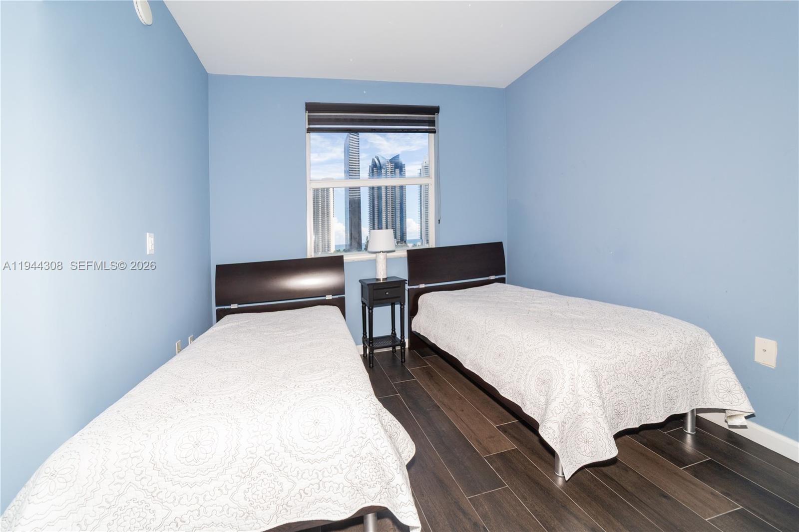 image Porto Bellagio Condo29