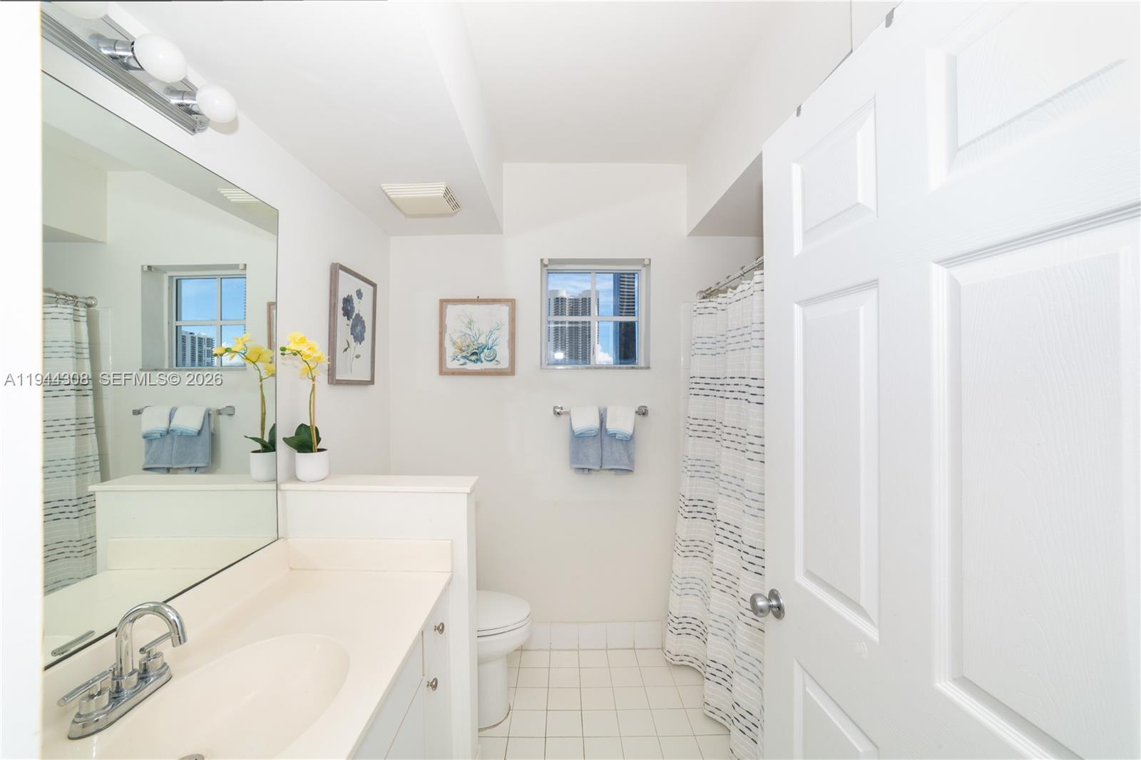 image Porto Bellagio Condo34