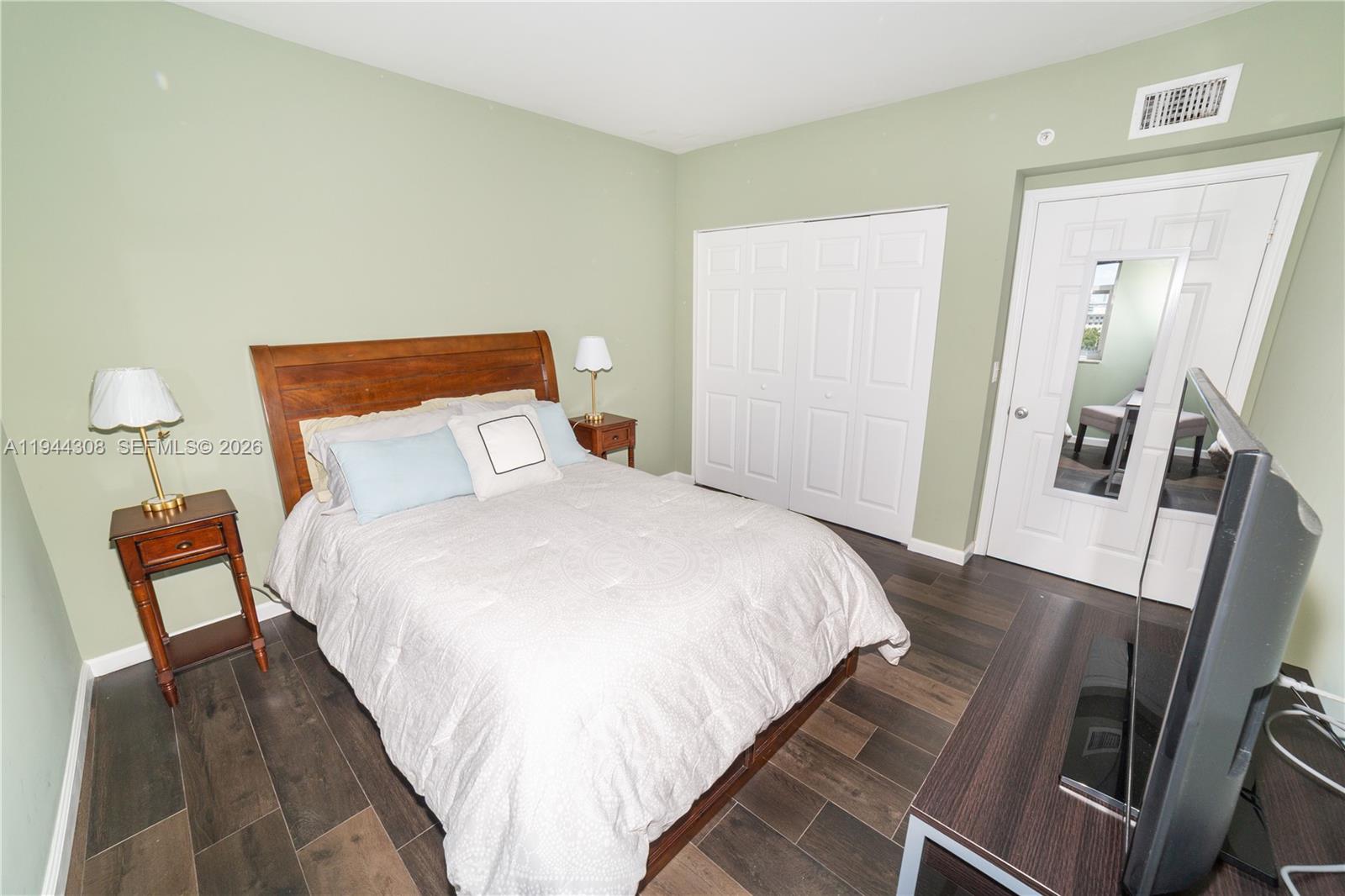 image Porto Bellagio Condo37