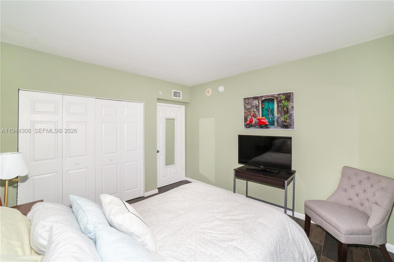 image Porto Bellagio Condo41