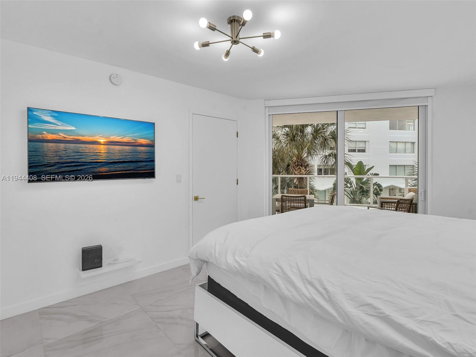 9821 E Bay Hbr Dr #302 Bay Harbor Islands, FL 33154