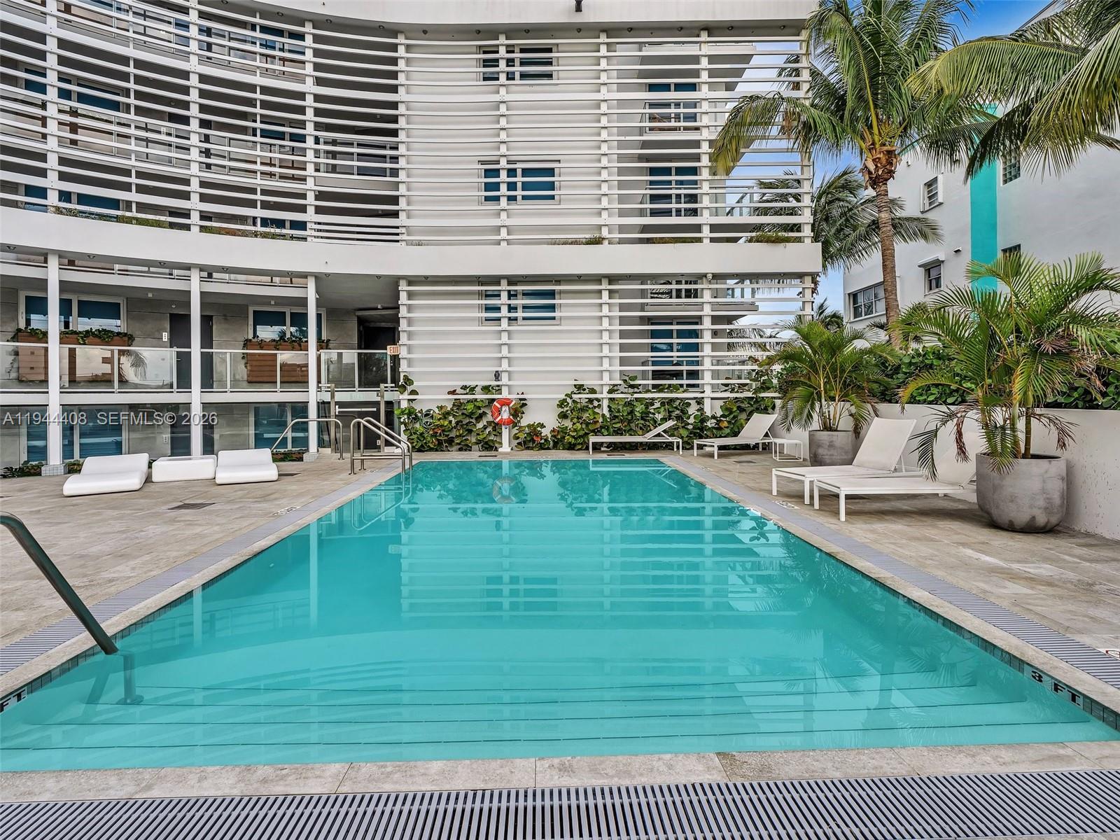 9821 E Bay Hbr Dr #302 Bay Harbor Islands, FL 33154