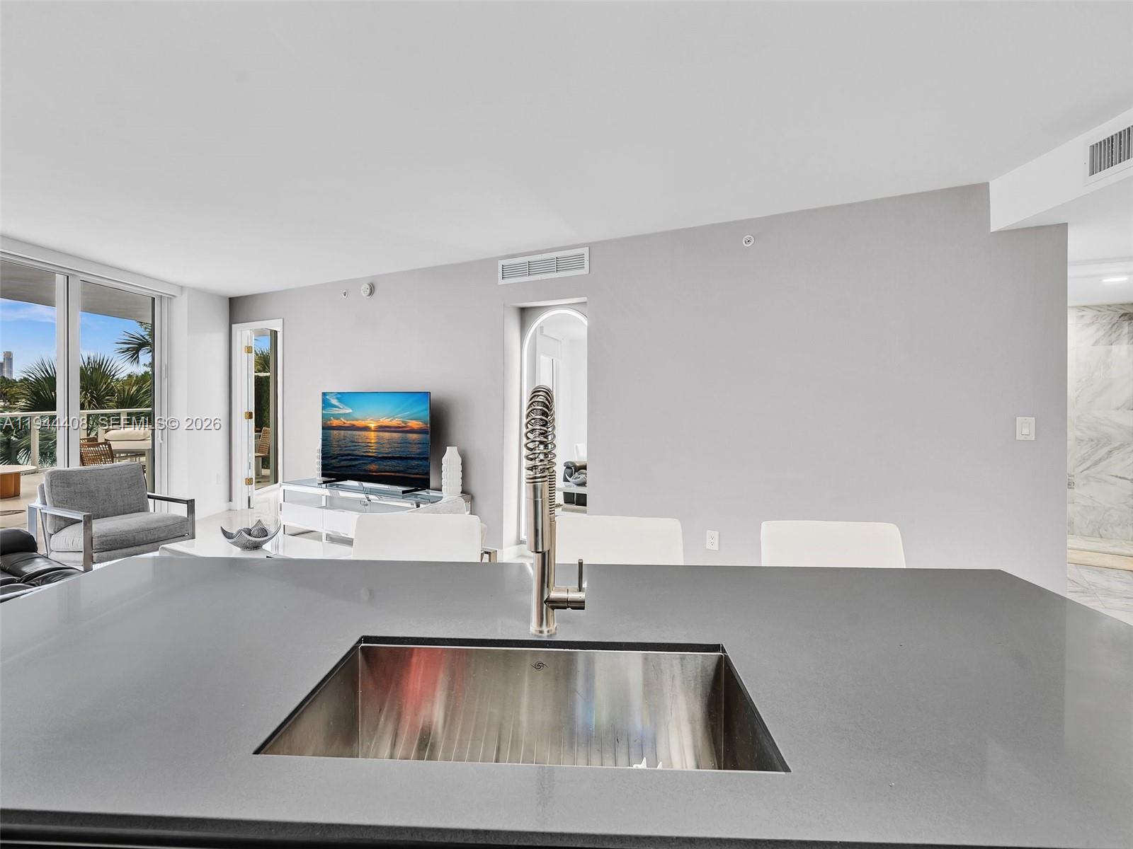 9821 E Bay Hbr Dr #302 Bay Harbor Islands, FL 33154