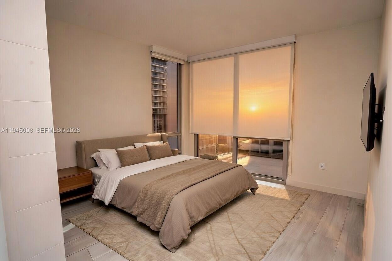 1010 SW 2nd Ave #1703 Miami, FL 33130