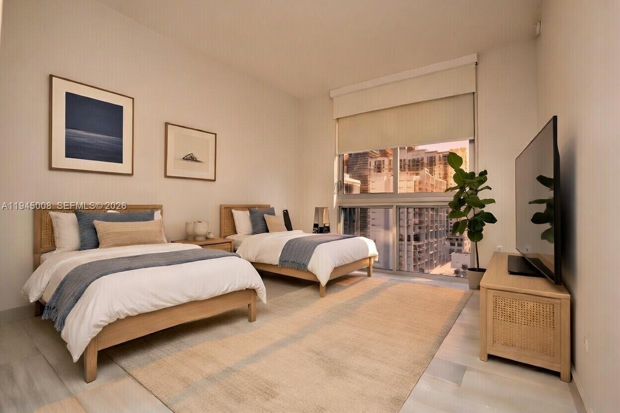 1010 SW 2nd Ave #1703 Miami, FL 33130