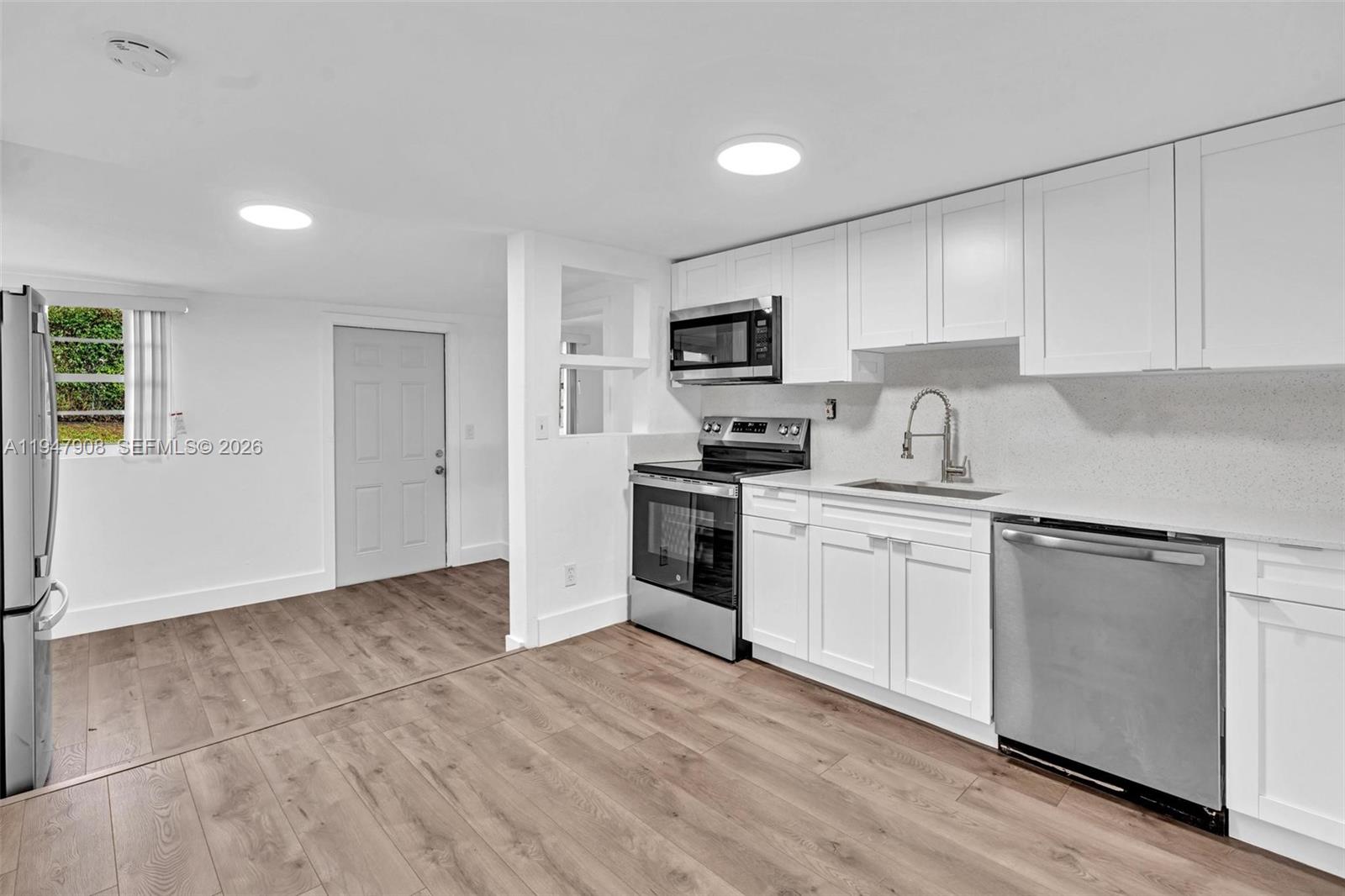 2636 SW 29th Ct Miami, FL 33133