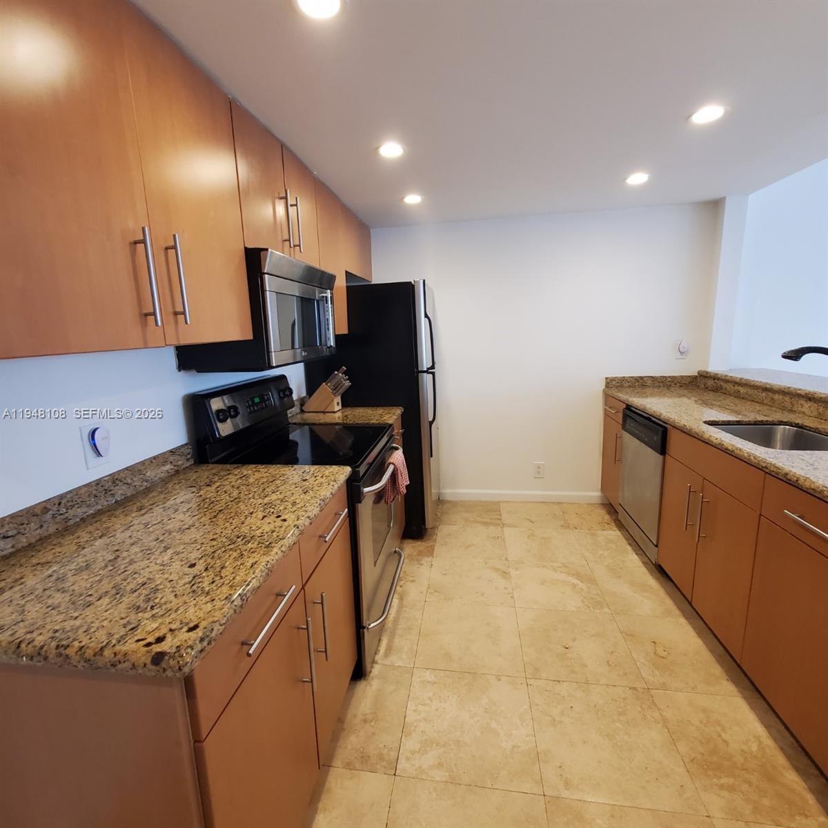 Undisclosed Address Miami Beach, FL 33139