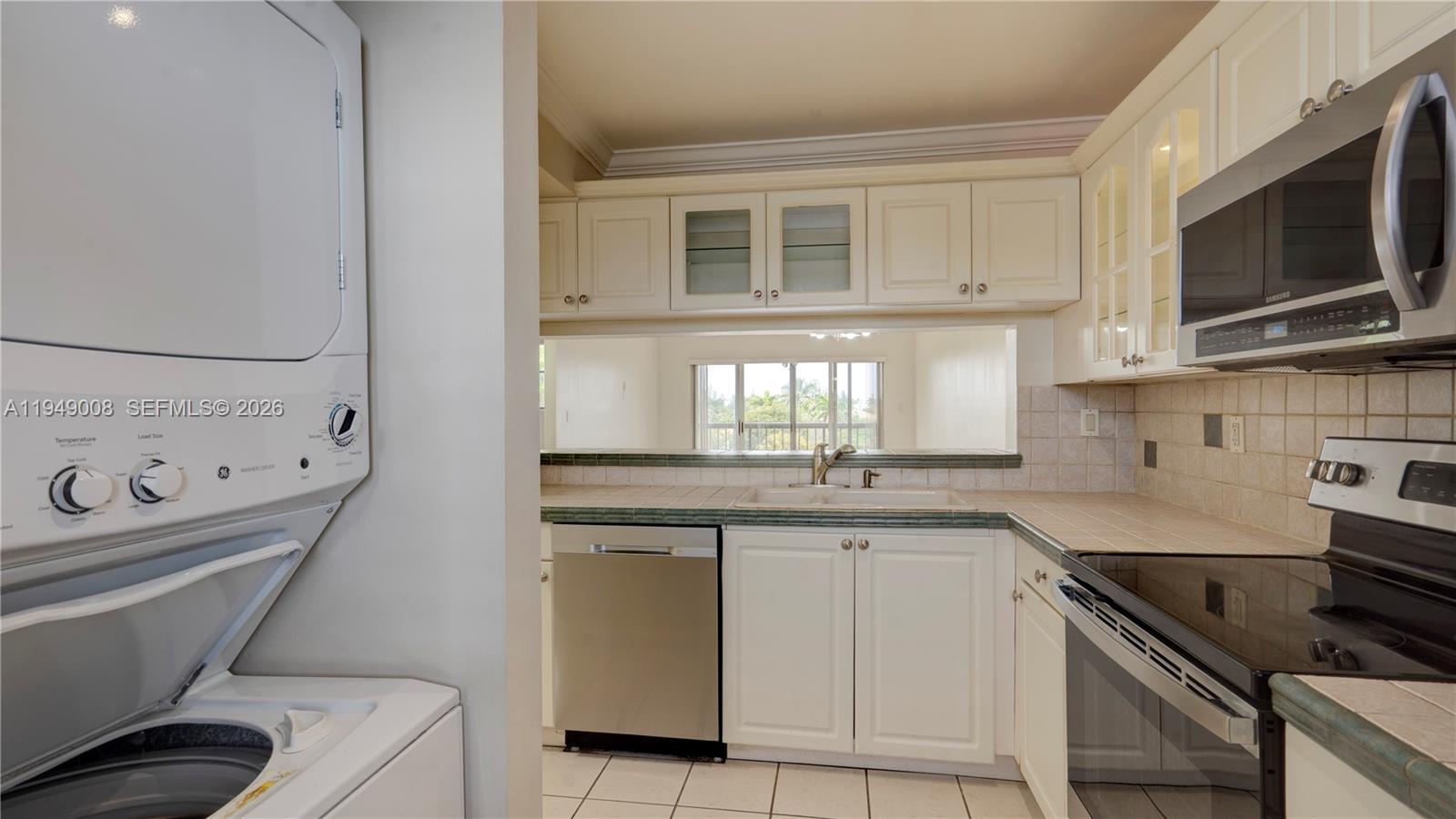 10155 NW 9th St Cir #4-401 Miami, FL 33172