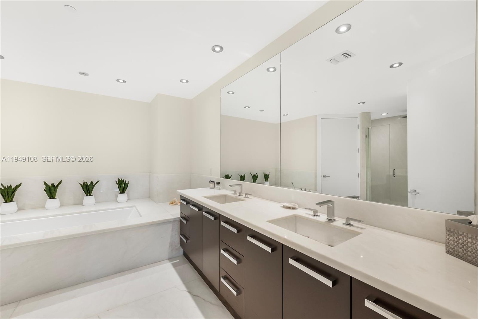 image The Bath Club26