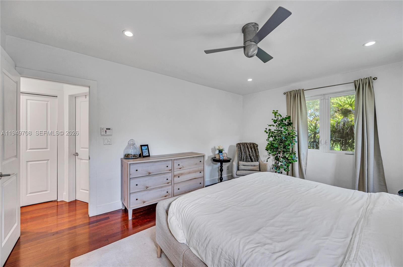 5516 Sardinia St Coral Gables, FL 33146