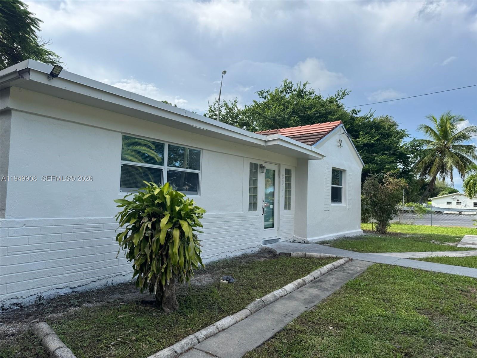 8000 NW 12th Pl Miami, FL 33147