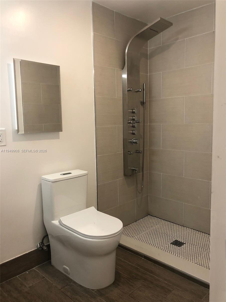 8000 NW 12th Pl Miami, FL 33147