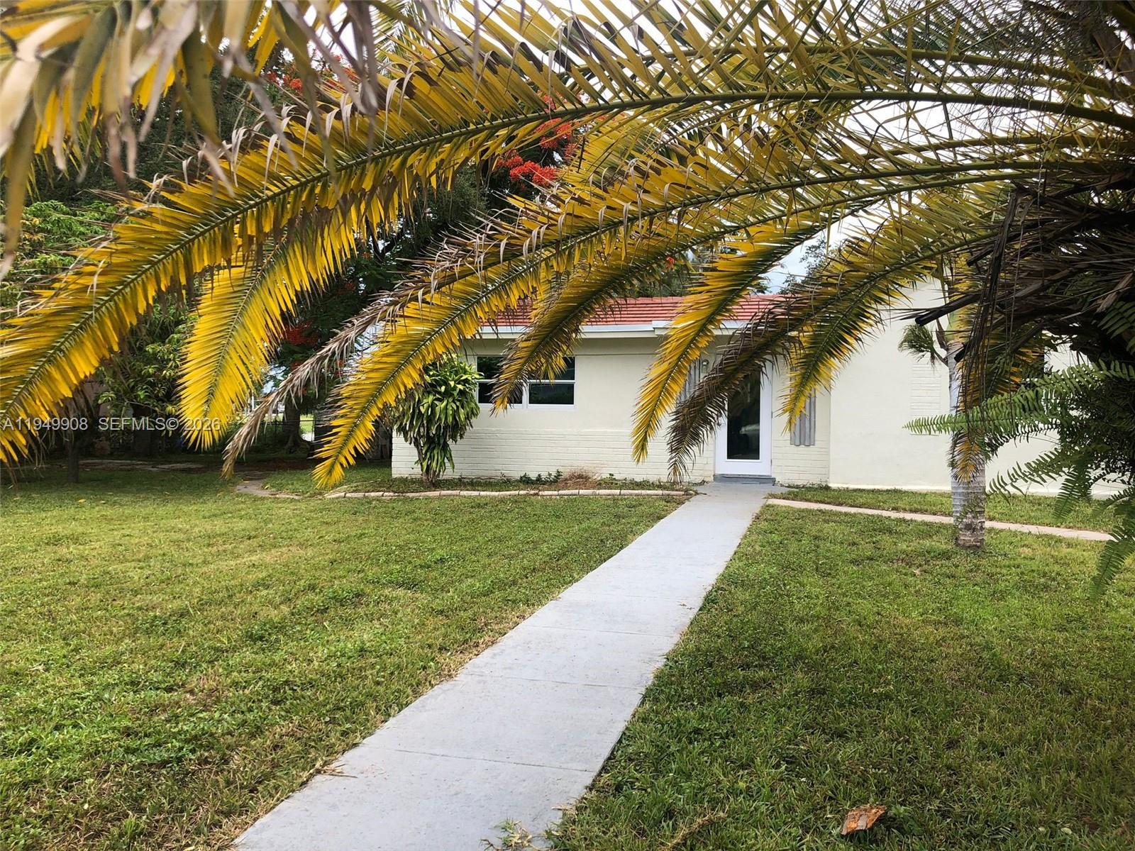 8000 NW 12th Pl Miami, FL 33147