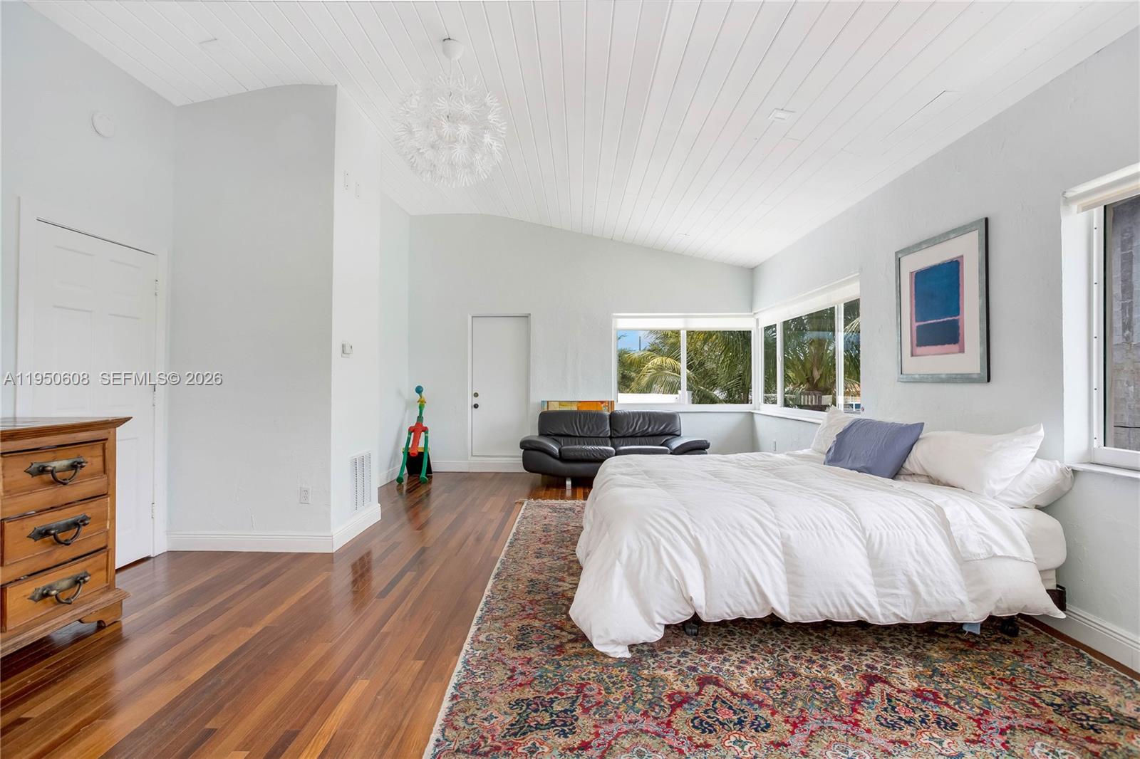 12515 Palm Rd North Miami, FL 33181