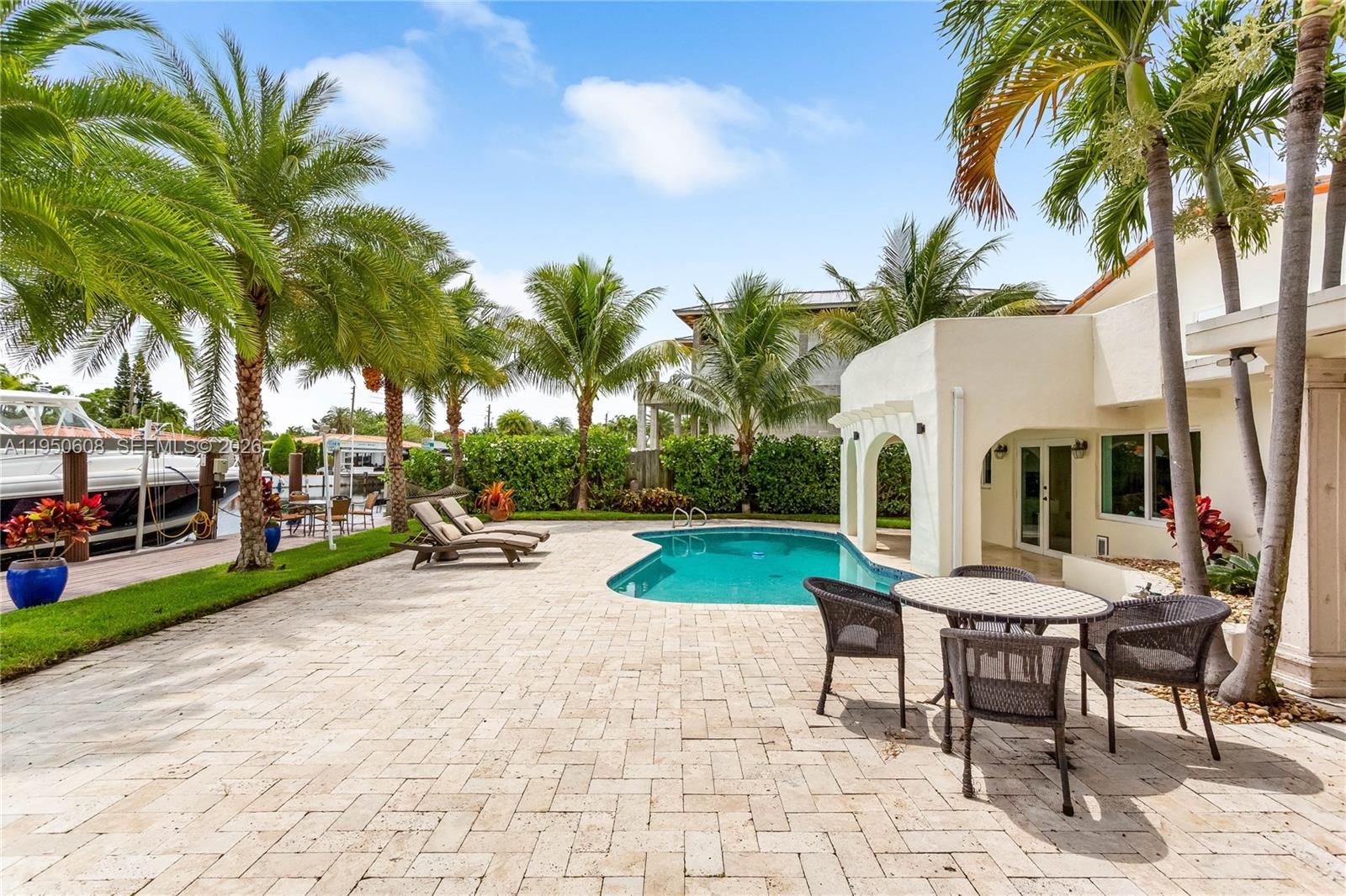 12515 Palm Rd North Miami, FL 33181