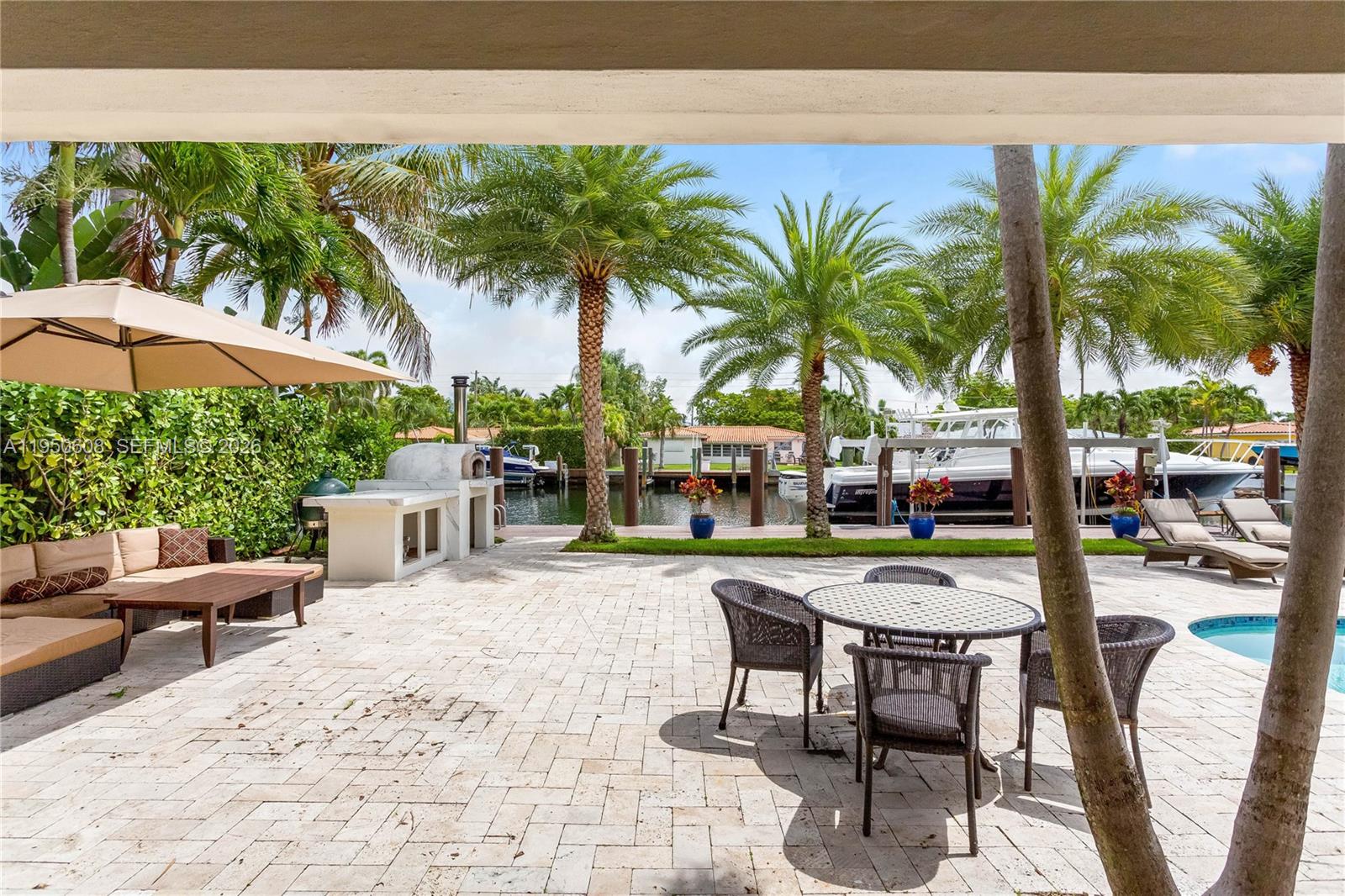 12515 Palm Rd North Miami, FL 33181