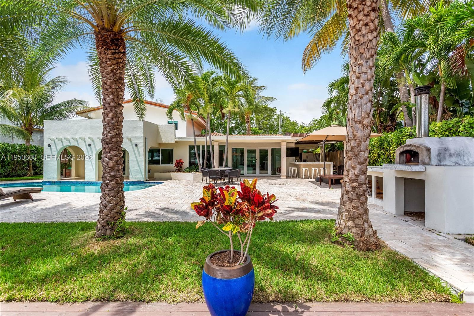 12515 Palm Rd North Miami, FL 33181