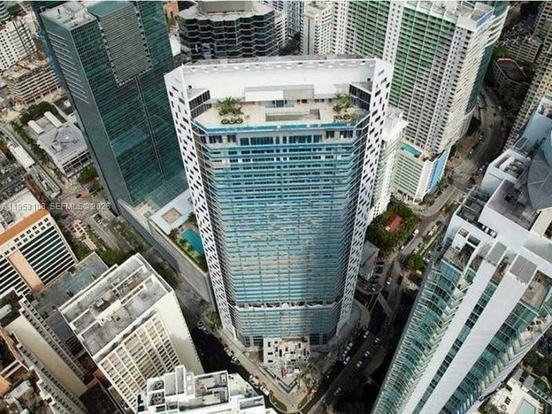 1300 Brickell Bay Dr #3302 Miami, FL 33131