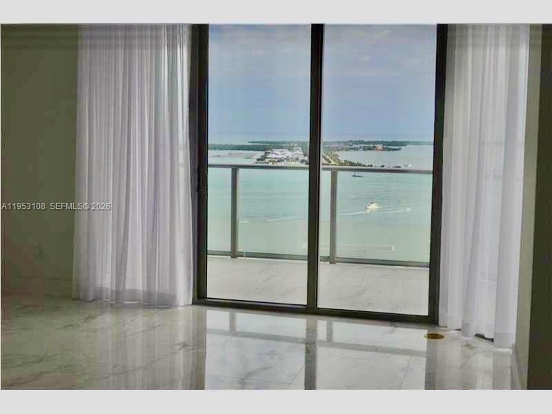 1300 Brickell Bay Dr #3302 Miami, FL 33131