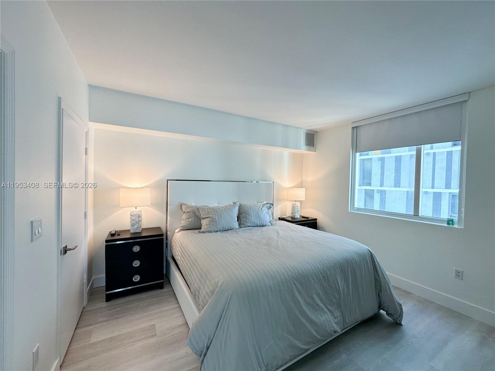 image 500 Brickell West11