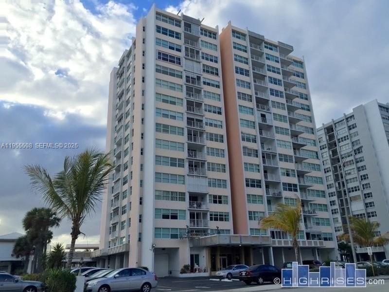 1400 S Ocean Dr #1004