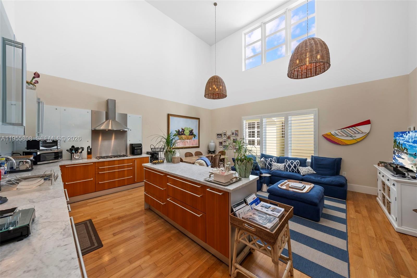 211 Zoe Way Miami Beach, FL 33141