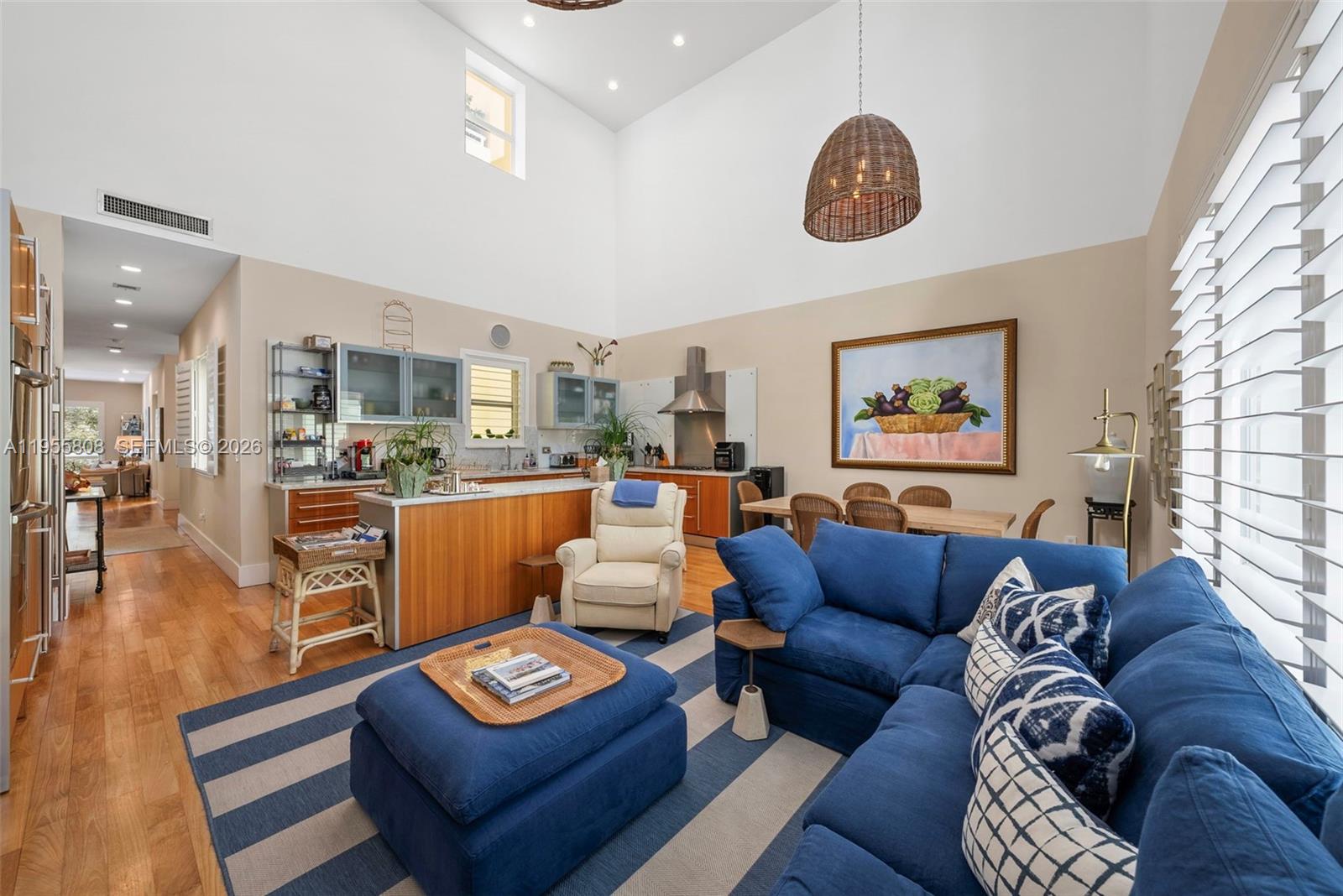 211 Zoe Way Miami Beach, FL 33141