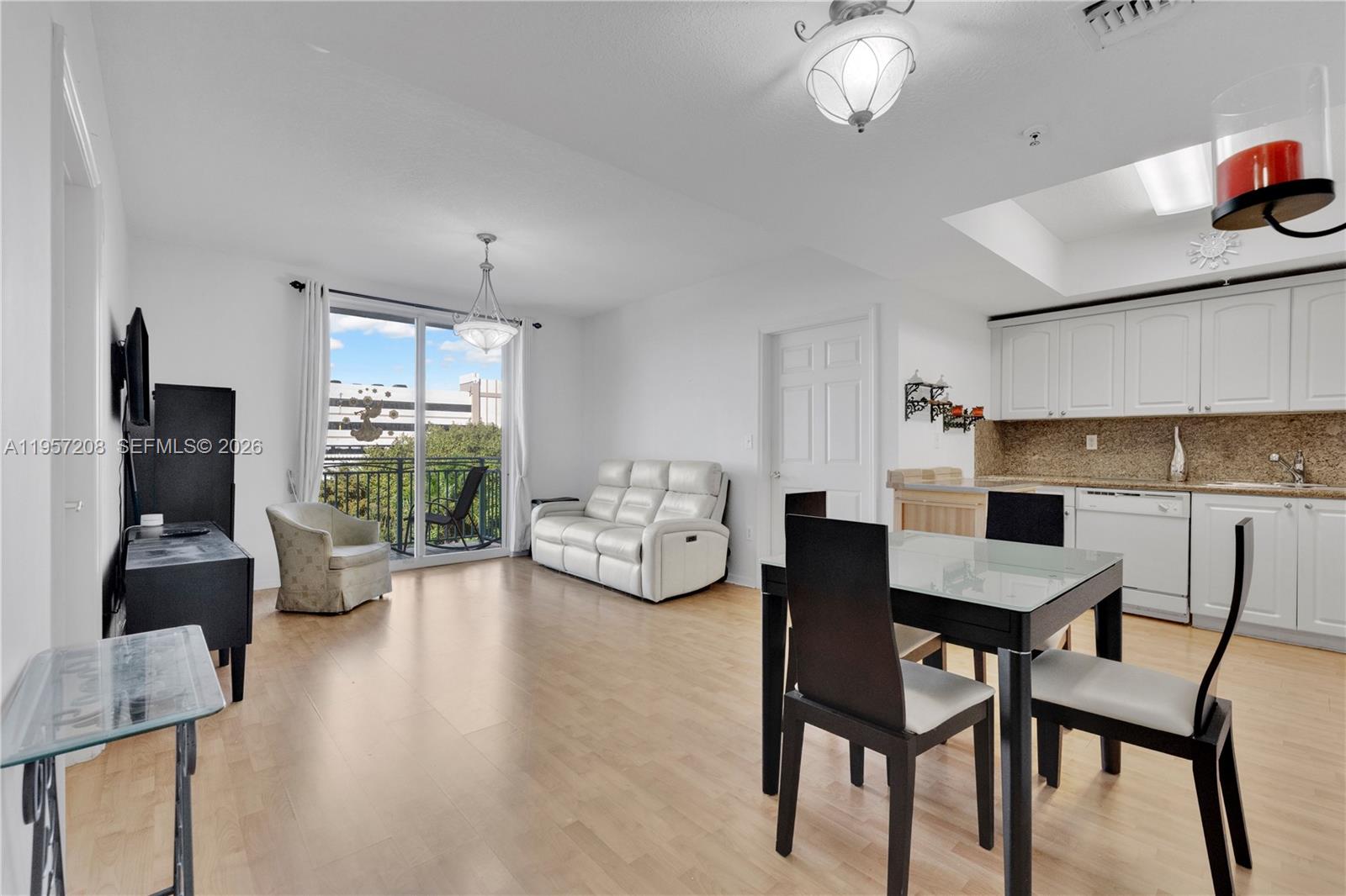 3500 Coral Way #710 Miami, FL 33145