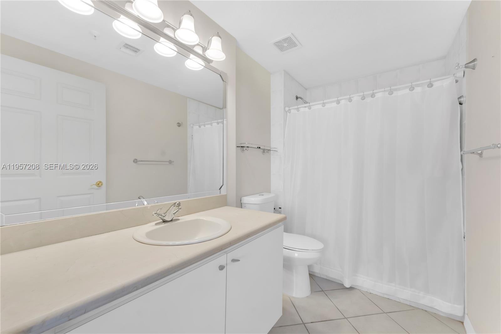 3500 Coral Way #710 Miami, FL 33145