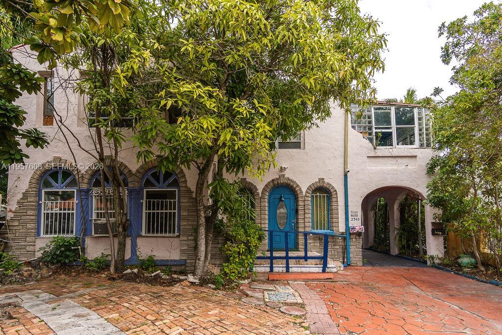 2345 SW 19th St Miami, FL 33145