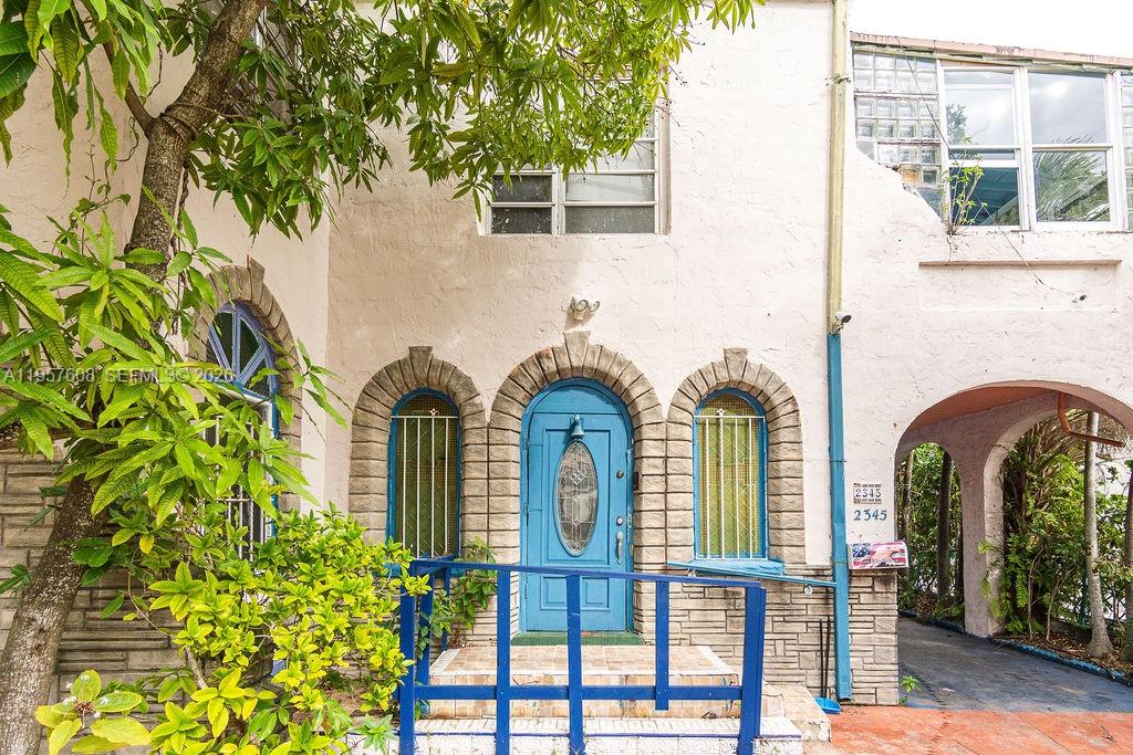 2345 SW 19th St Miami, FL 33145