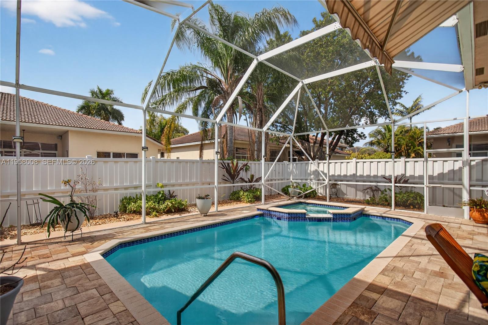 6353 SW 191st Ave Pembroke Pines, FL 33332