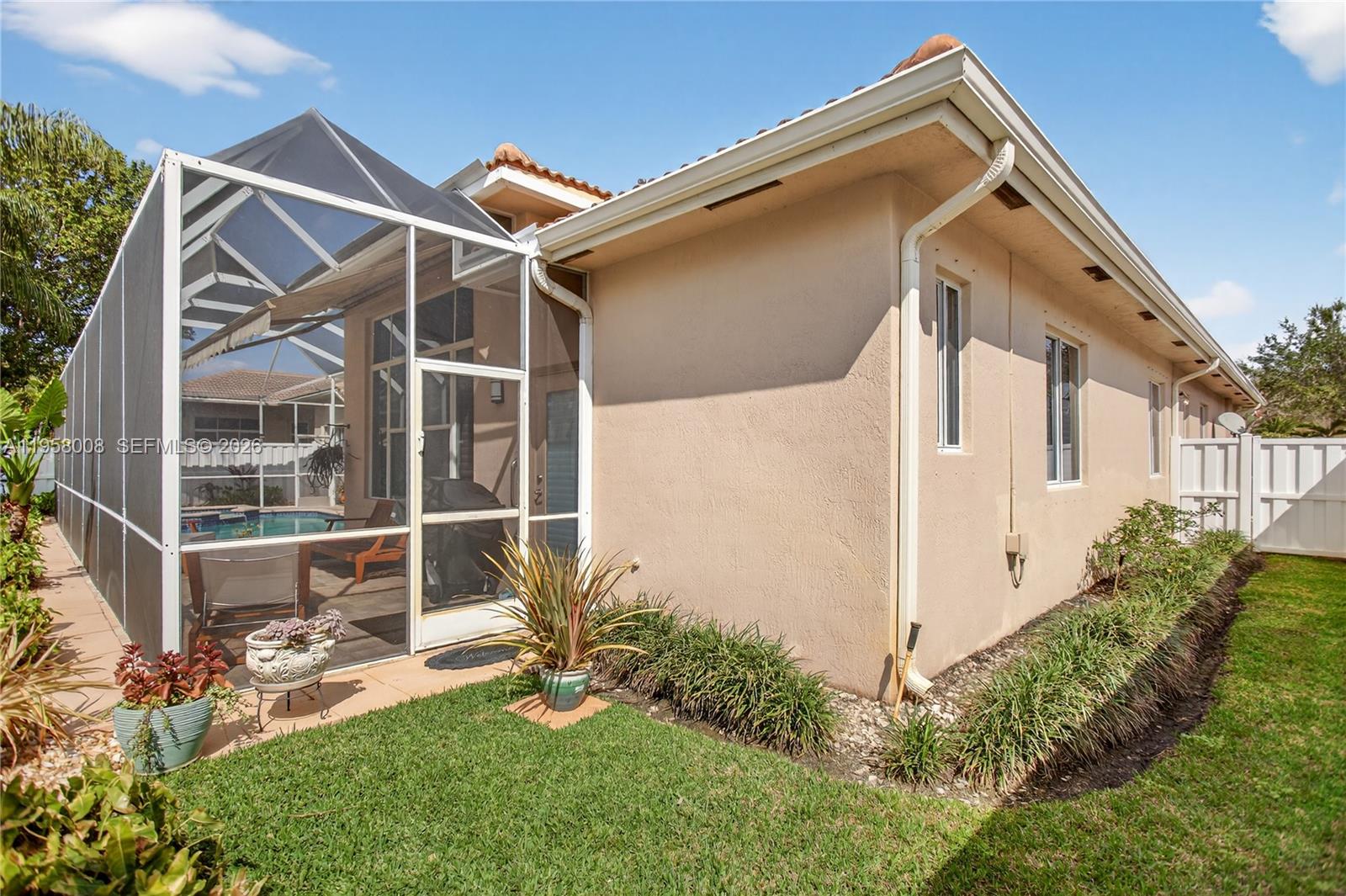 6353 SW 191st Ave Pembroke Pines, FL 33332