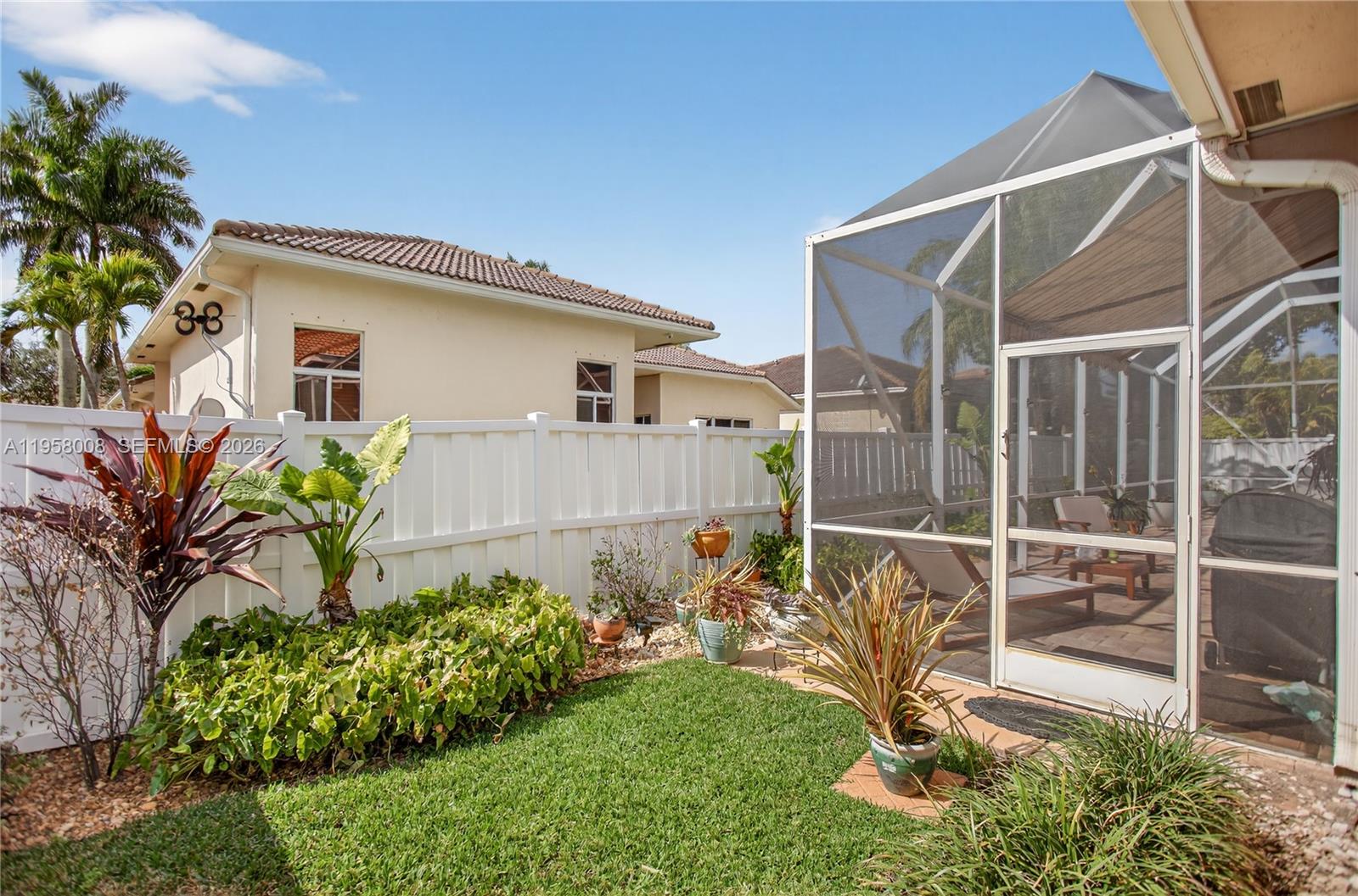 6353 SW 191st Ave Pembroke Pines, FL 33332