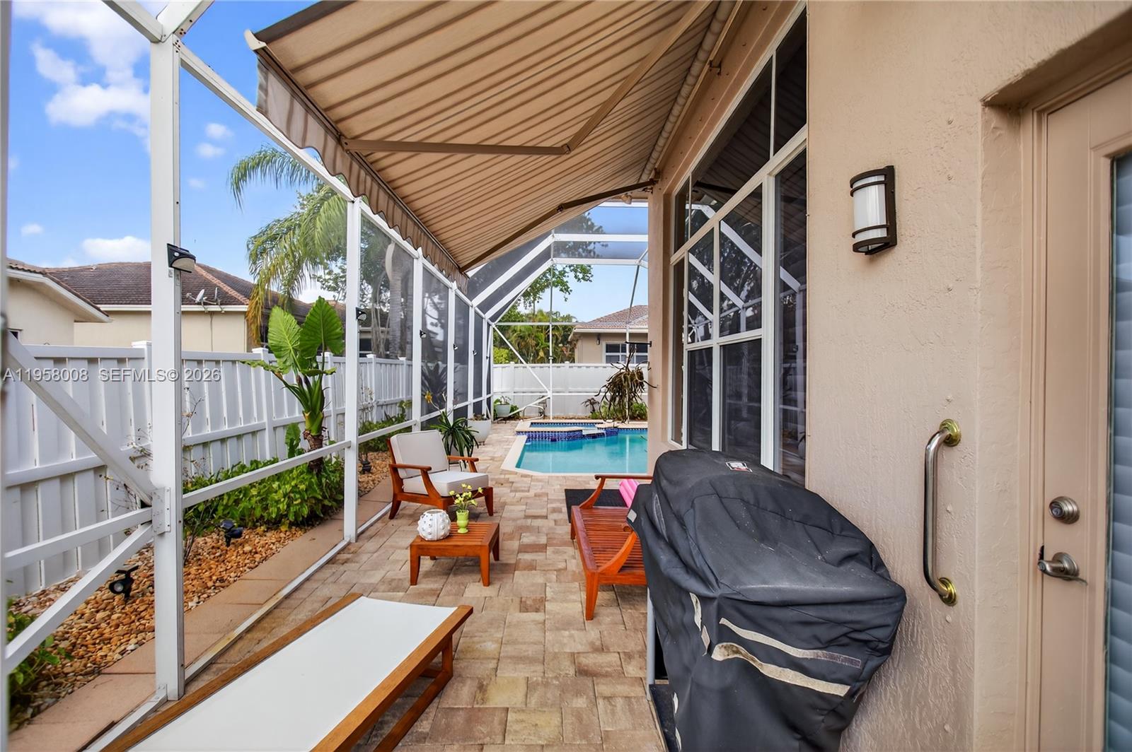 6353 SW 191st Ave Pembroke Pines, FL 33332