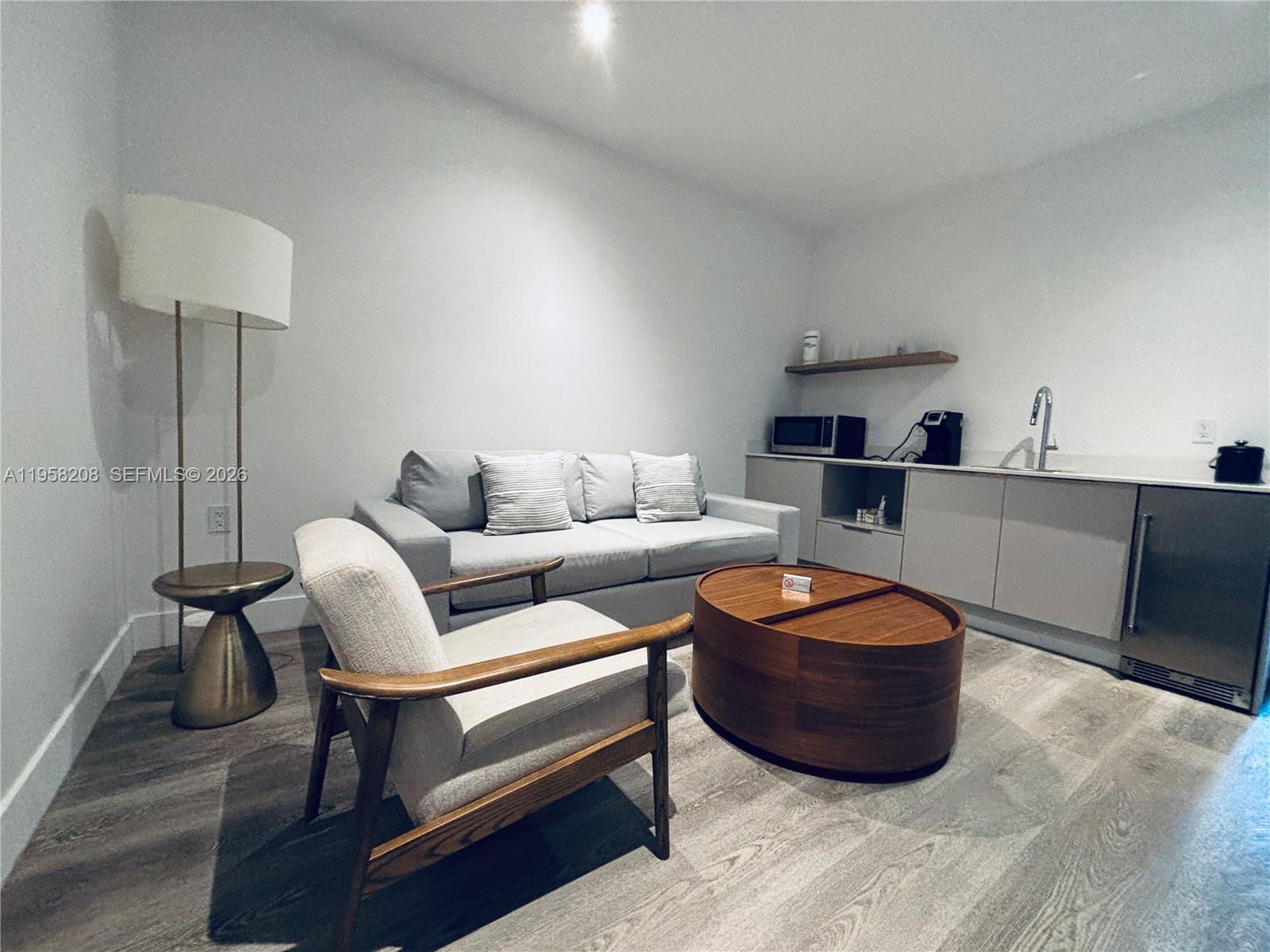 image Smart Brickell I3