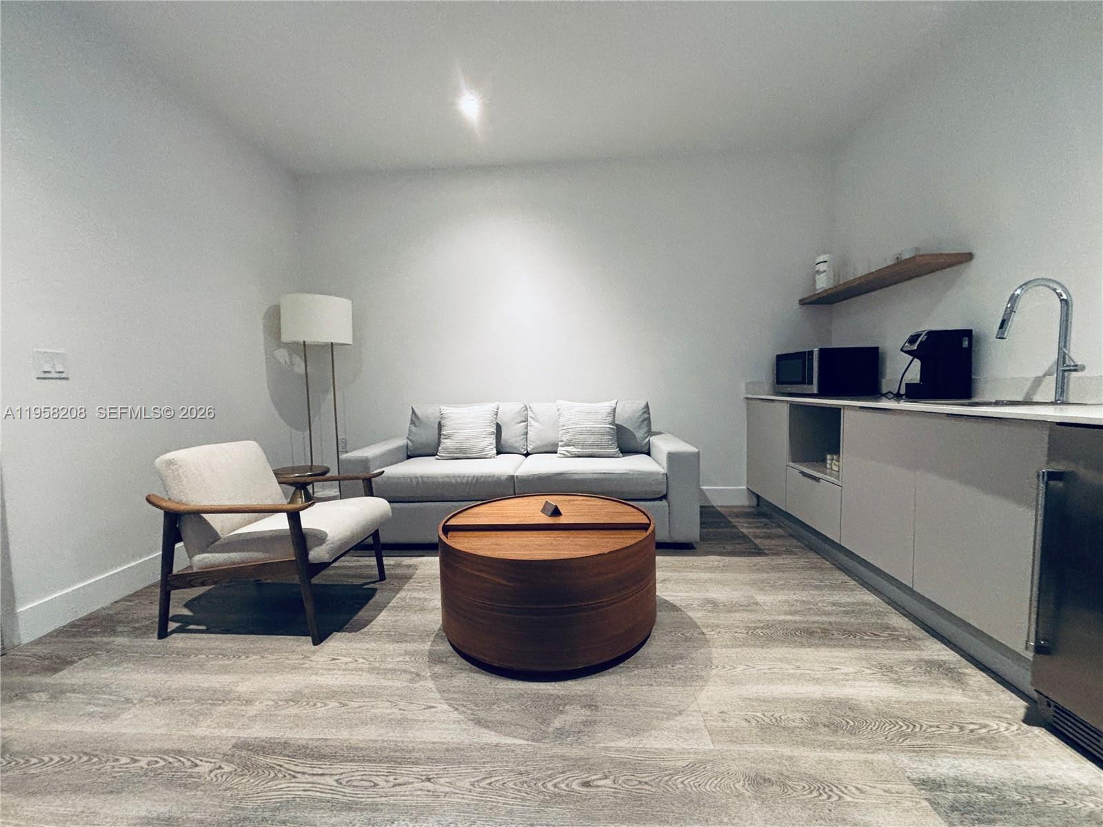 image Smart Brickell I4