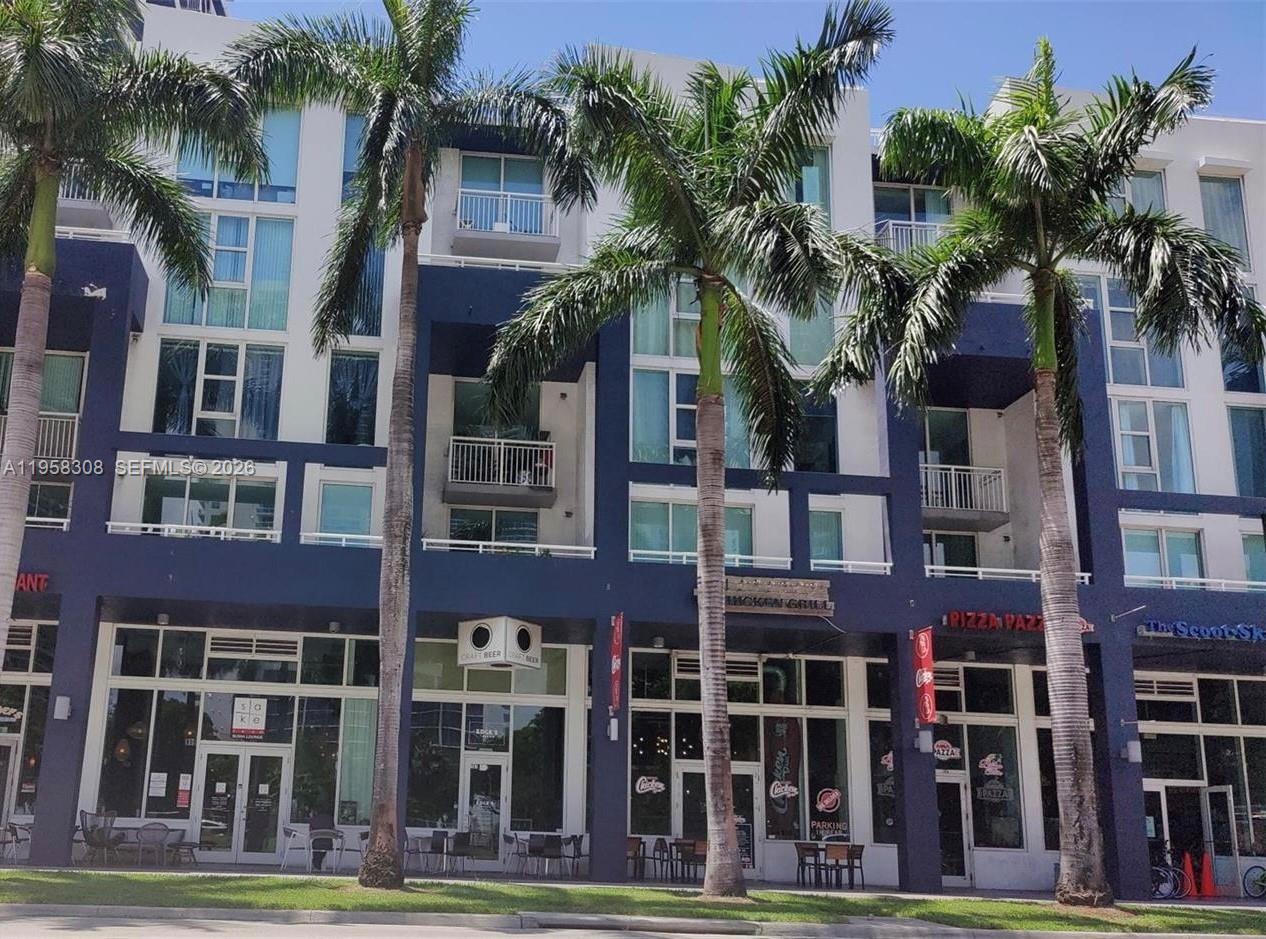 image 1800 Biscayne Plaza21