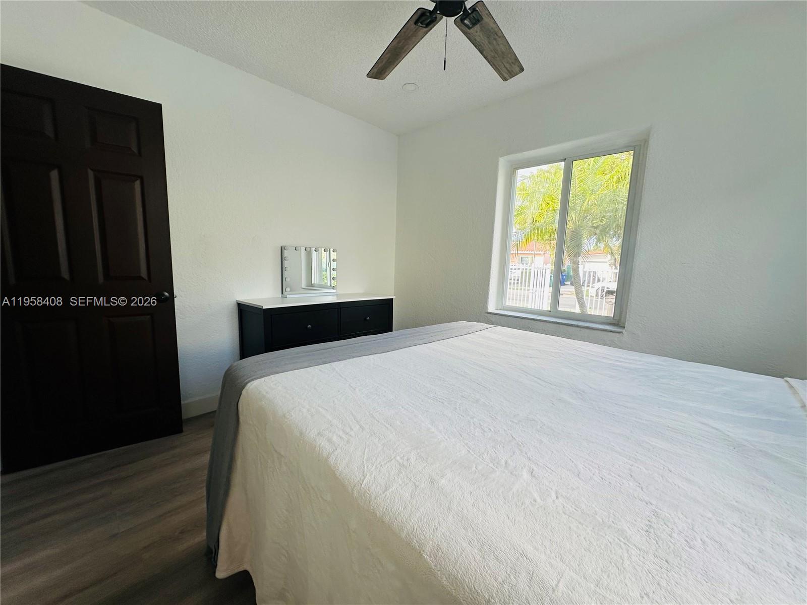 3052 SW 6th St Miami, FL 33135