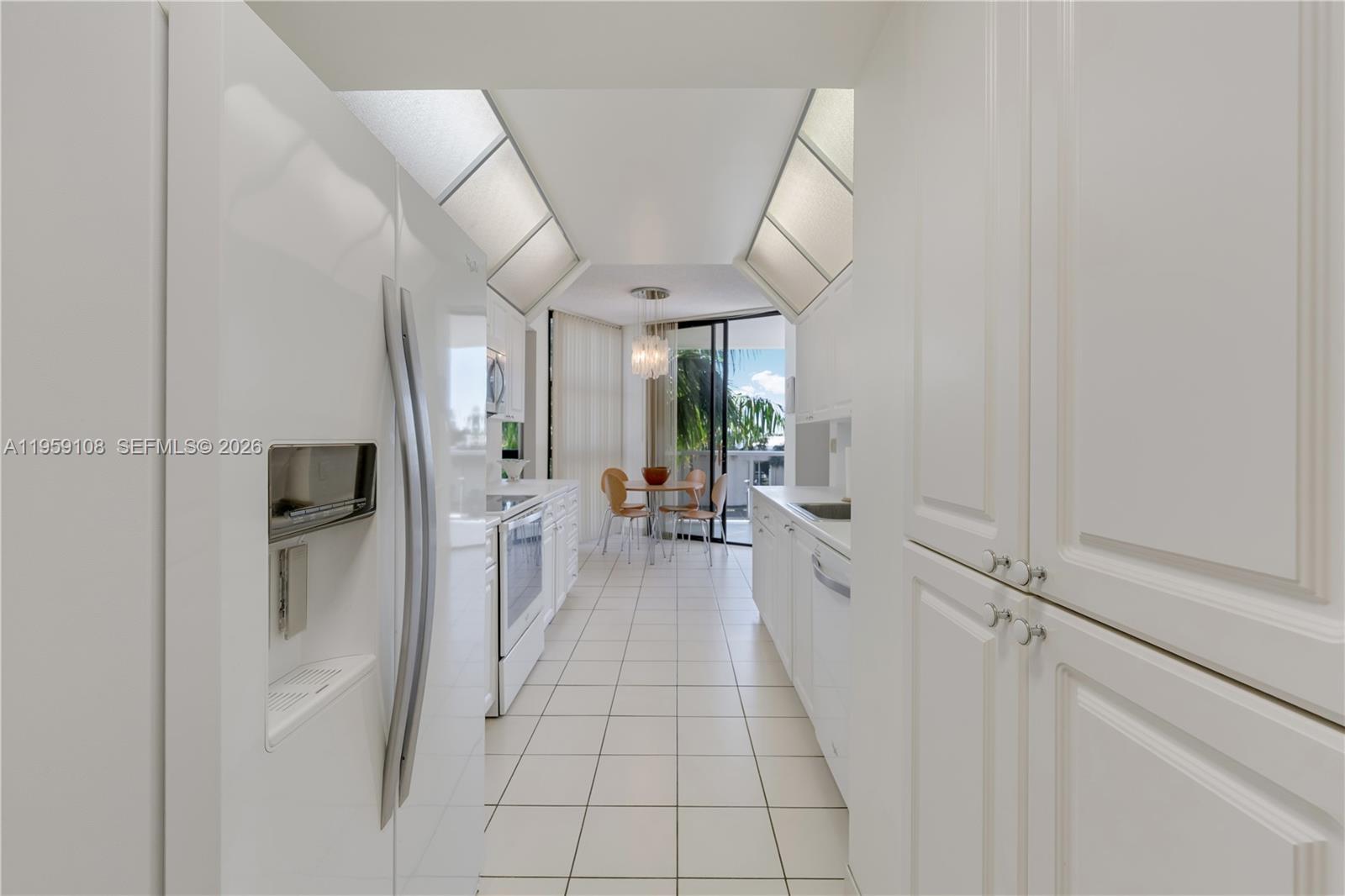 image Hamptons West9