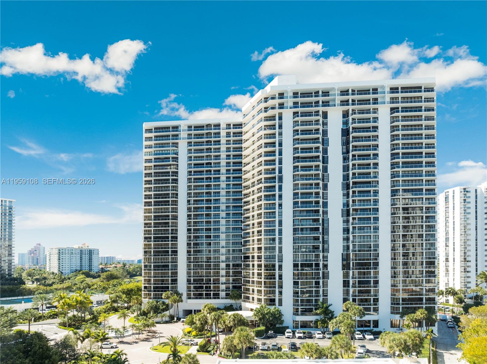 image Hamptons West1