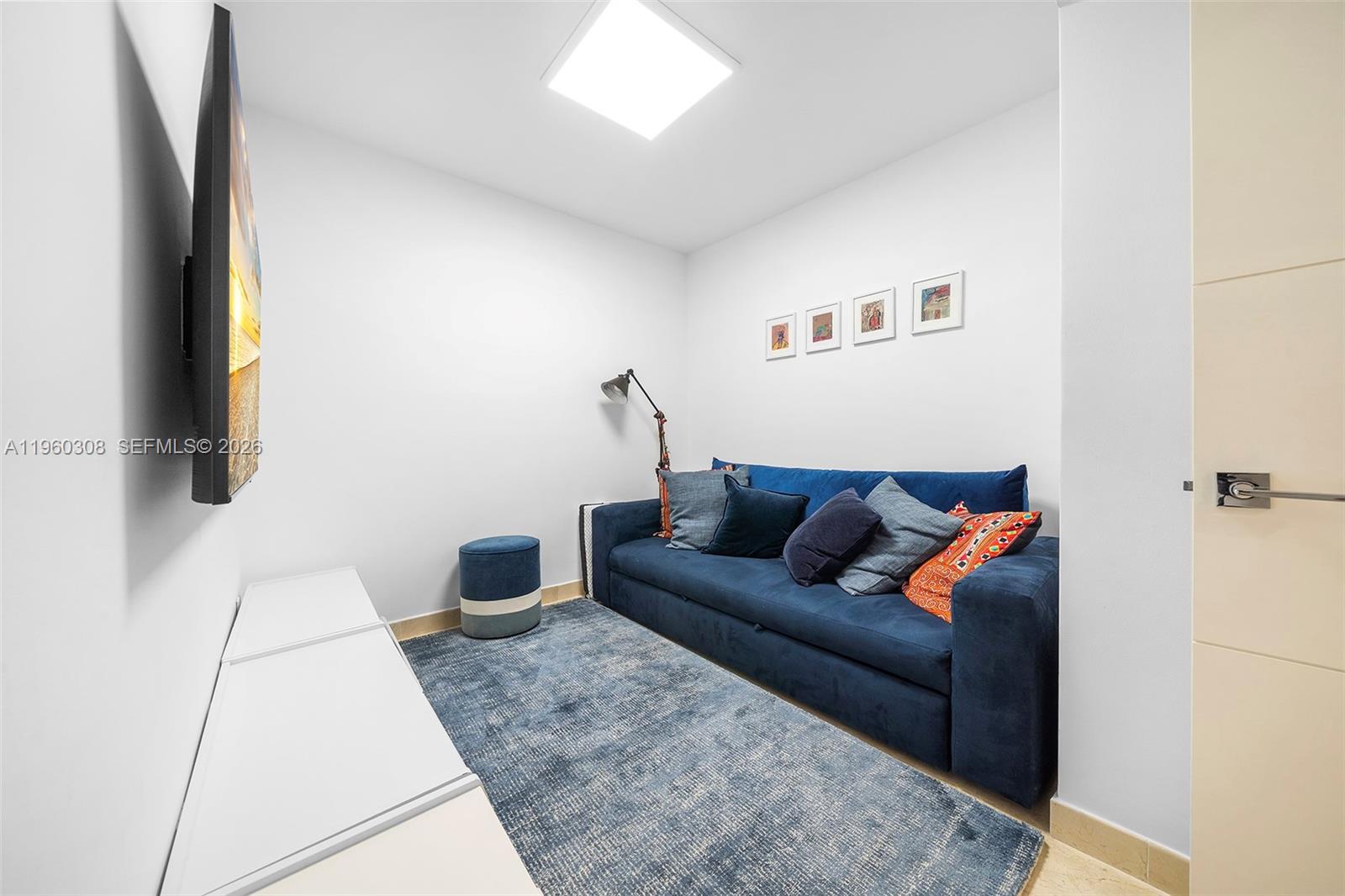 image Blue Diamond11