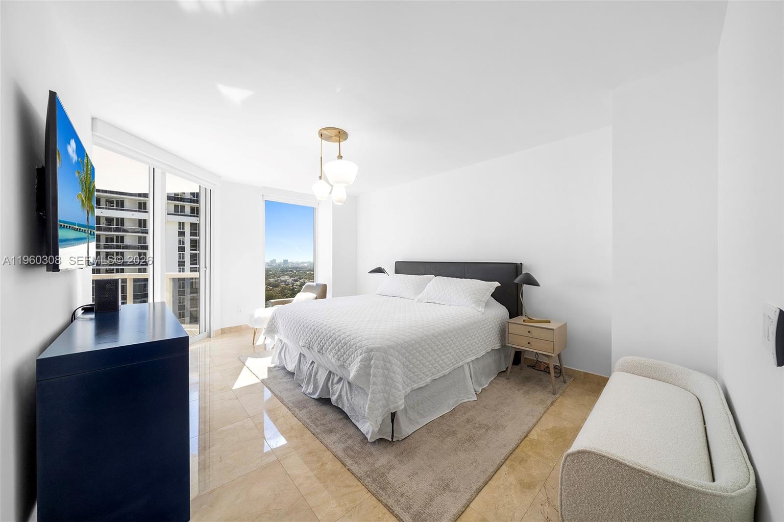 image Blue Diamond12