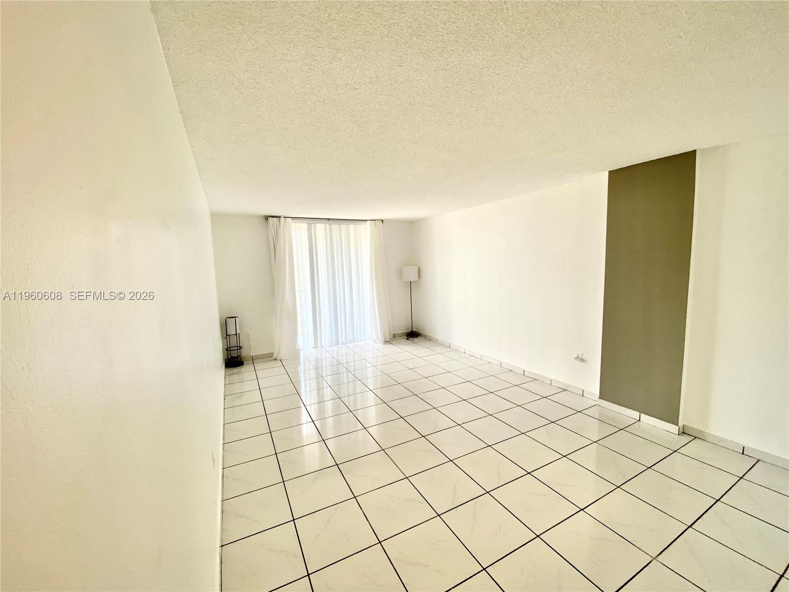 16950 Dixie #A536 North Miami Beach, FL 33160