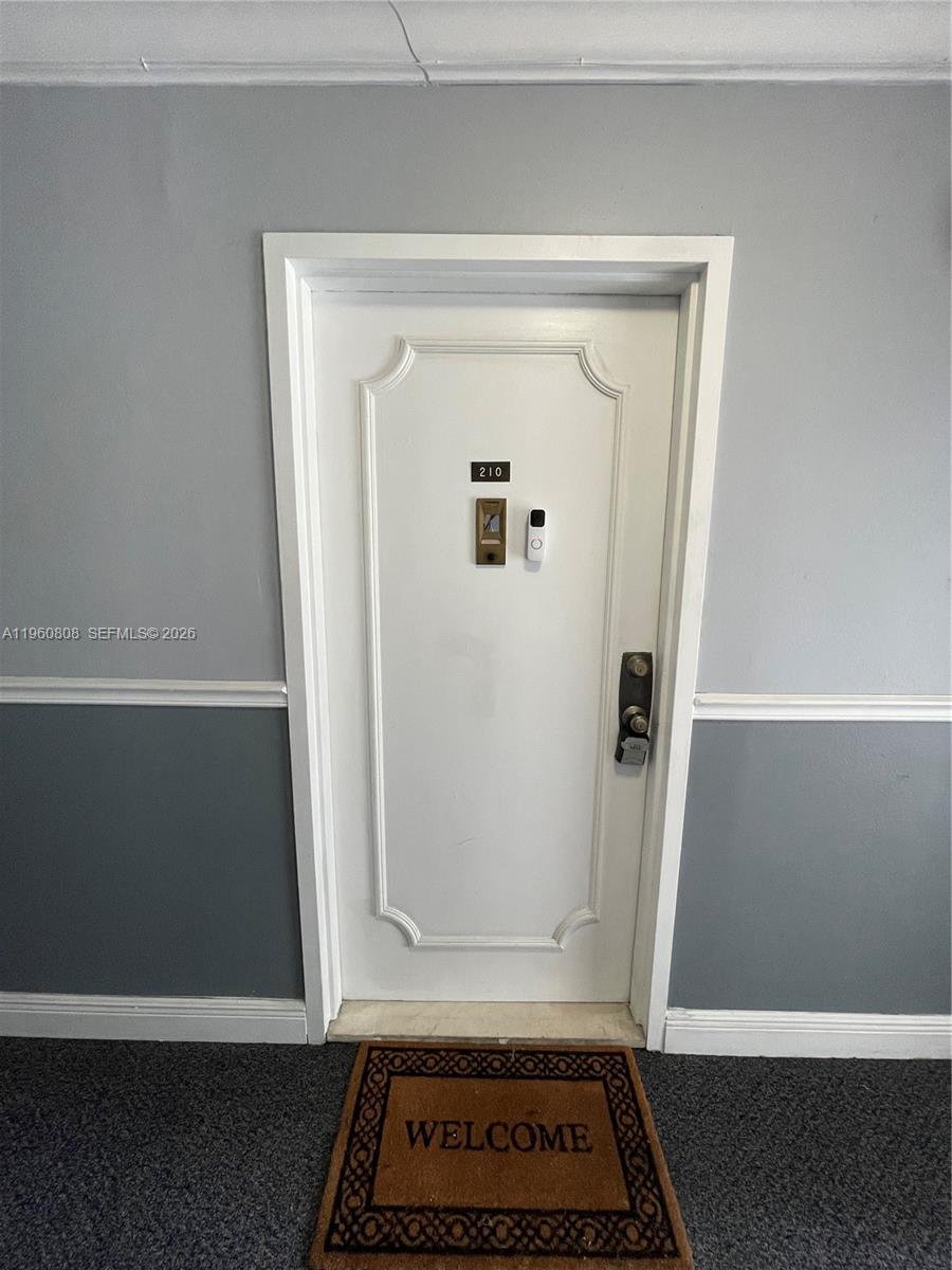 13685 NE 10th Ave #210 North Miami, FL 33161