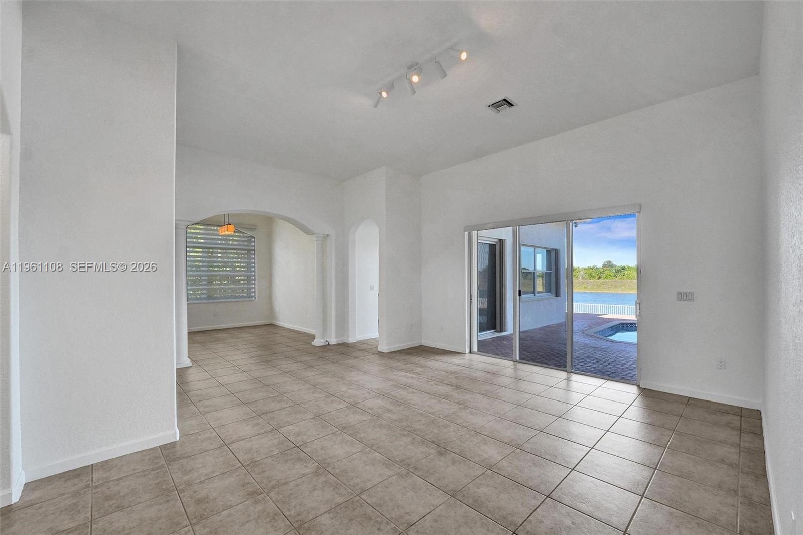 3360 SW 195th Ter Miramar, FL 33029